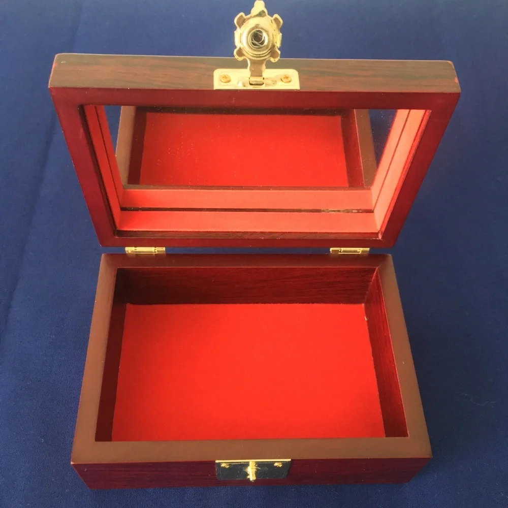 Mother of Pearl Lacquered Wood Crane Jewelry Box